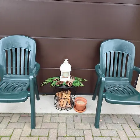Appartement Im Gruenen Halbendorf